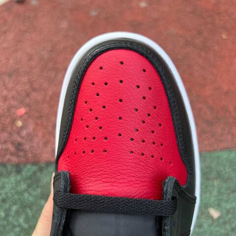 Jordan Air Jordan 1 Retro Low OG IW6276 001 Black Varsity Red US 8 5 UK 7 5 BR 40 EUR 42 26 5 Cm Sneaker - Men's (BS-87213)
