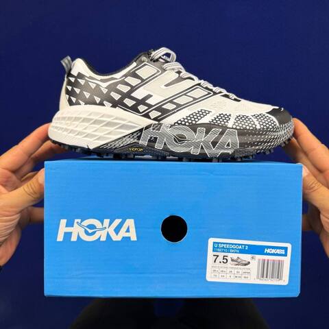 HOKA ONE ONE Speedgoat 2 Multicolor Trail Shoe Trail Running Sneakers (BS-86811)