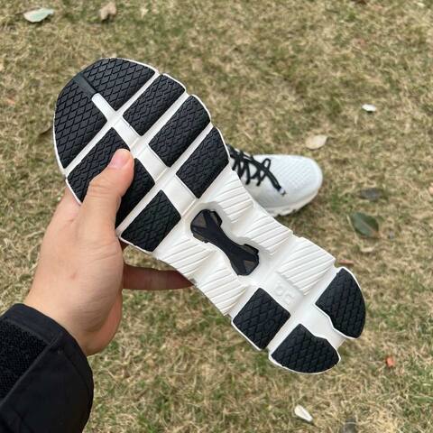 On Running Cloud X4 3 ME30040791 Premium Replica High-end Men s And Women s Fashion Sports Running And Basketball Shoes Up To 95 Off Retail During The Current Promotion Casual Lifestyle Sneakers (BS-86990)