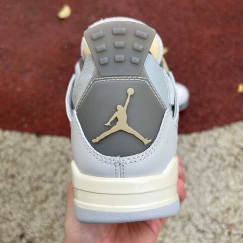 Jordan Air Jordan 4 Retro SE Craft DV3742-021 Photon Dust Pale Vanilla Grey Cream EUR41 Basketball Shoe (BS-87250)