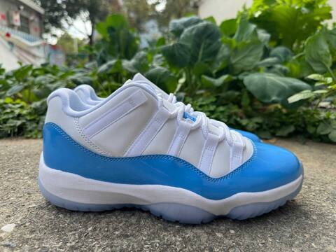 Jordan Air Jordan 11 Low FV5104-100 White University Blue Ice Blue Basketball Shoe (BS-87321)