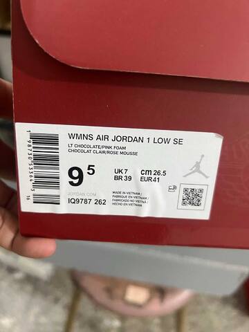 Jordan Air Jordan 1 Low SE IQ9787 262 Light Chocolate Pink Foam EUR 41 Sneaker - Men's (BS-87144)