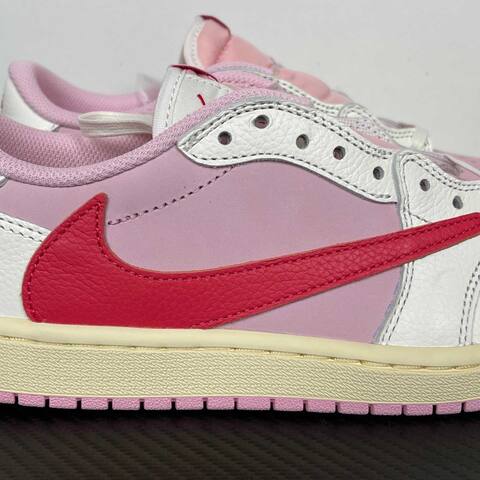 Jordan Air Jordan 1 Low OG Travis Scott IQ7604-101 White Pink Red Cream Sneaker (BS-87145)