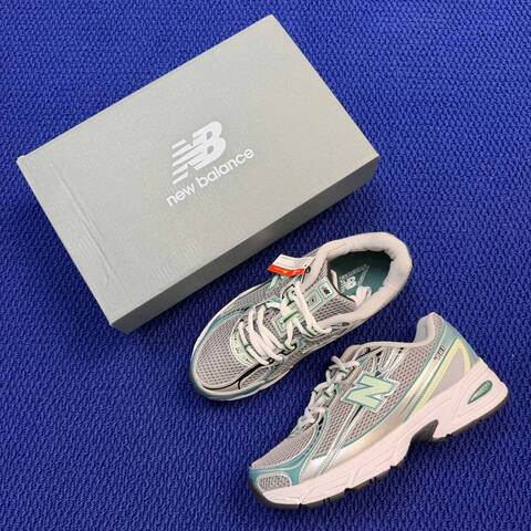 New Balance 740 U740NC2 Grey Silver Mint Green White USA 8 UK 7 5 EUR 41 5 Running Shoe - Men's (BS-87099)