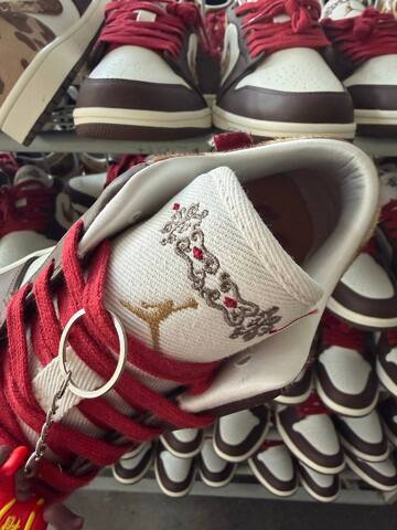 Jordan Air Jordan 1 Low IQ5321 121 White Brown Red Beige EU 37 5 38 Sneaker - Women's (BS-87224)