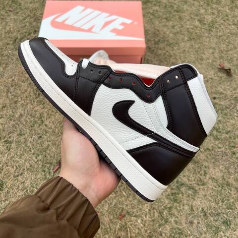 Jordan Air Jordan 1 Retro Hi OG FD2596 200 Baroque Brown Sail Black White USA 9 5 EU 41 UK 7 26 5 Cm Basketball Shoe - Men's (BS-87232)