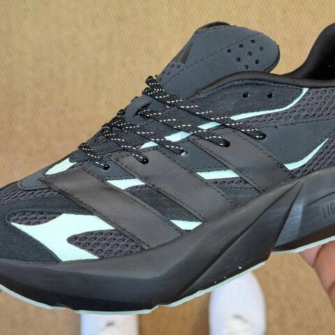 Other Adidas LIGHTBLAZE 3 JR1058 Lifestyle (BS-87064)