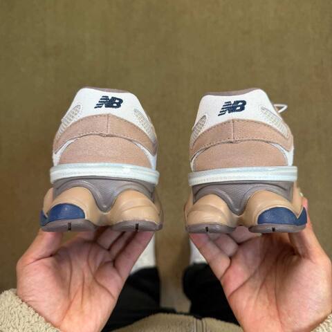 New Balance 9060 U9060ETN Brown White Navy Beige EU 43 Sneaker - Men's (BS-87123)
