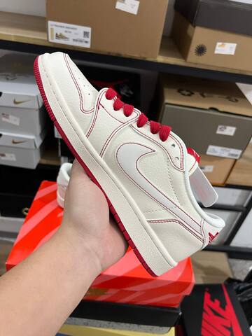 Jordan Air Jordan 1 Low Travis Scott CNY 2026 XT6998-159 Sail Red Gold White Basketball Shoe (BS-87216)