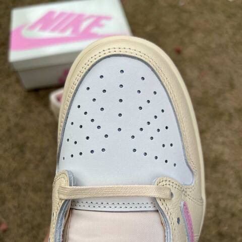 Jordan Air Jordan 1 Low OG SP Travis Scott IQ7604-100 Cream White Pink Blue EU 42 Sneaker - Men's (BS-87187)