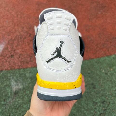 Jordan Air Jordan 4 Retro IO2463 102 White Tour Yellow Black EUR 42 Basketball Shoe - Men's (BS-87267)