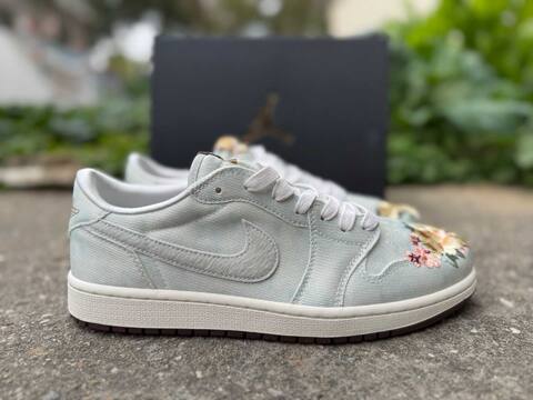 Jordan Air Jordan 1 Retro Low OG CNY IQ1108-011 Light Blue White Sail Brown Gold Sneaker (BS-87193)