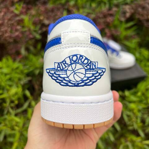 Jordan Air Jordan 1 Low SE IQ0400 100 White University Red Old Royal Blue EUR 42 Sneaker - Men's (BS-87167)