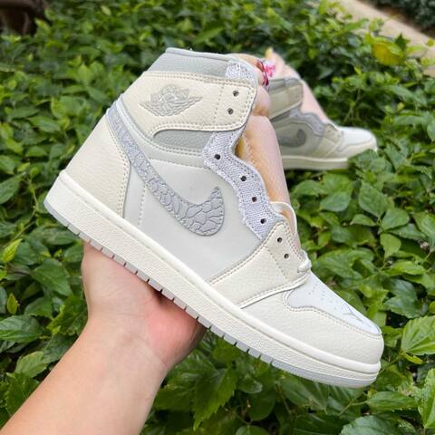 Jordan Air Jordan 1 Retro High OG IH4363 100 Sail University Red Pale Ivory EU 40 Sneaker - Men's (BS-87194)