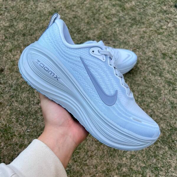 Nike Vomero Plus HV8150-004 Football Grey/Ashen Slate EU 41 running