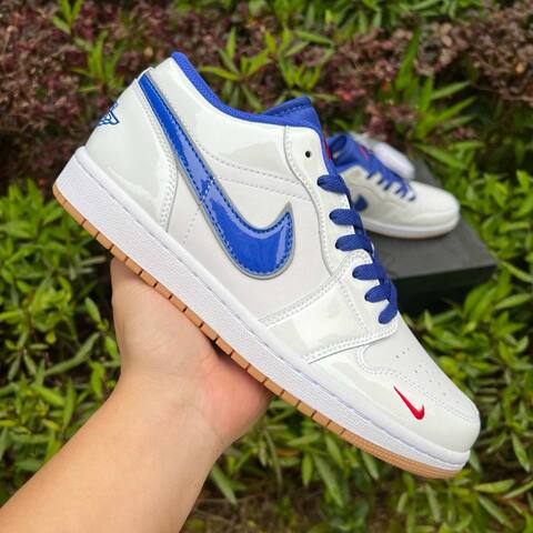 Jordan Air Jordan 1 Low SE IQ0400 100 White University Red Old Royal Blue EUR 42 Sneaker - Men's (BS-87167)