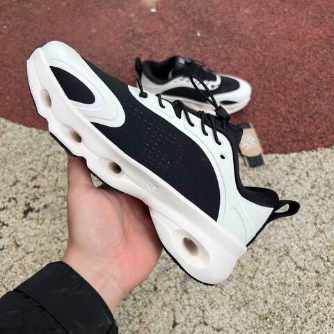 LOEWE x On Cloudsolo 3WF30604605 Beige Black Off White US 7 EU 38 UK 5 JP 24 Running Shoe Running Sneakers - Women's (BS-86770)