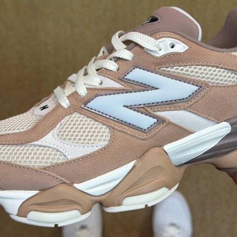 New Balance 9060 U9060ETN Brown White Navy Beige EU 43 Sneaker - Men's (BS-87123)