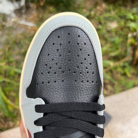Jordan Air Jordan 1 Low SE HQ2010-012 Light Smoke Grey Black Sail EUR42 Sneaker (BS-87178)