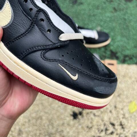 Jordan Air Jordan 1 Retro Low OG Nitro IB8958 001 Black Muslin Varsity Red EU 41 Sneaker - Men's (BS-87153)