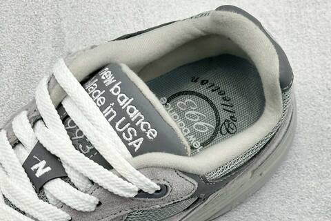 New Balance 993 MR993GL Grey White Light Green Black Sneaker (BS-87072)