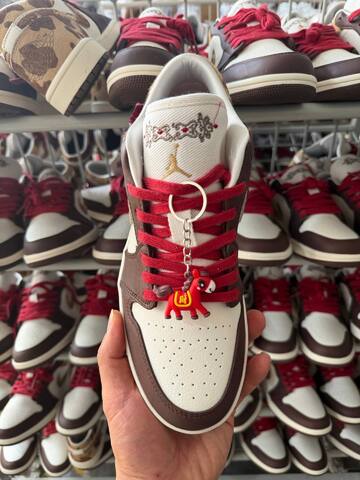 Jordan Air Jordan 1 Low IQ5321 121 White Brown Red Beige EU 37 5 38 Sneaker - Women's (BS-87224)