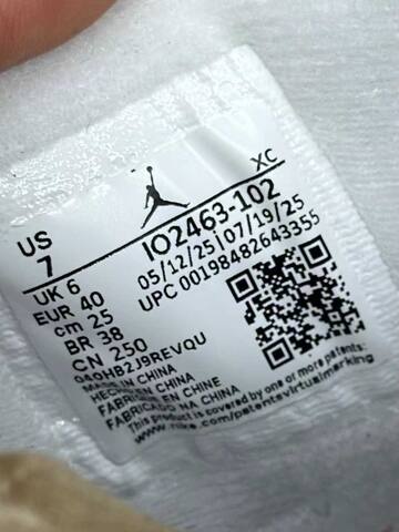Jordan Air Jordan 4 Tour Yellow IO2463-102 White Yellow Grey US 7 Basketball Shoe (BS-87274)