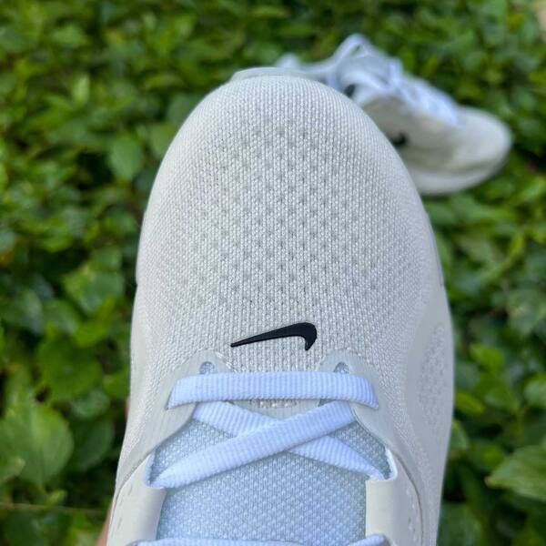 Nike Structure 26 ReactX White Black EUR 41 running lifestyle