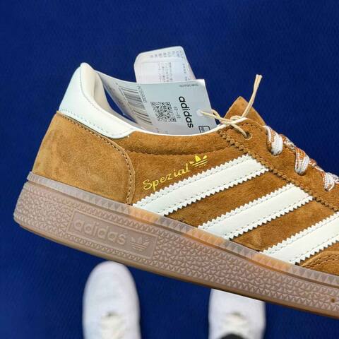XJ T Adidas HANDBALL SPEZIAL Samba KI5938 Lifestyle (BS-87336)