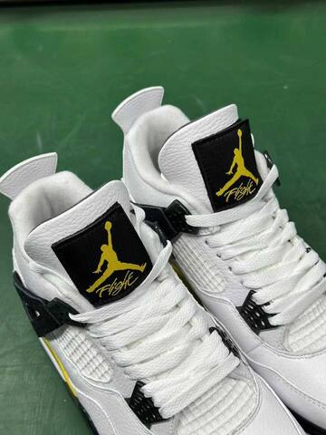 Jordan Air Jordan 4 Tour Yellow IO2463-102 White Yellow Grey US 7 Basketball Shoe (BS-87274)