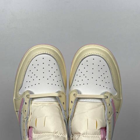 Jordan Air Jordan 1 Low OG SP Travis Scott IQ7604-100 Cream White Pink Yellow Sneaker (BS-87180)