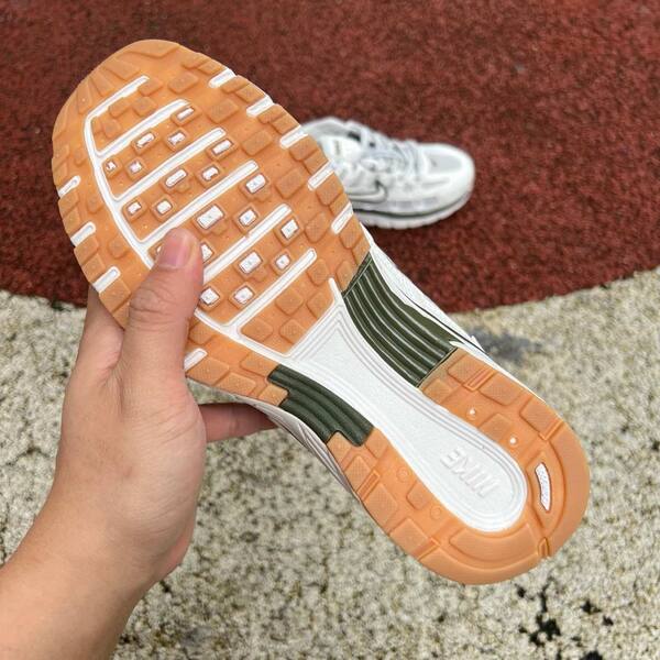 Nike P-6000 BV1021-016 Light Bone/Sail-Phantom EU 37.5 running