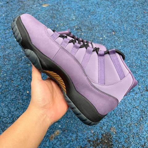 Jordan Air Jordan 11 Retro IO8961 553 Canyon Purple Off Noir EUR 43 Basketball Shoe - Men's (BS-87323)