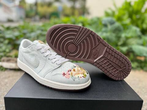 Jordan Air Jordan 1 Retro Low OG CNY IQ1108-011 Light Blue White Sail Brown Gold Sneaker (BS-87193)