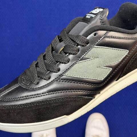 New Balance URC42JW Black Olive Off White EU 40 Skate Shoe - Men's (BS-87106)