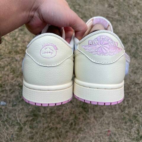 Jordan Air Jordan 1 Low OG SP IQ7604 100 Travis Scott Sail Military Pink Rice EU 42 Sneaker - Men's (BS-87210)