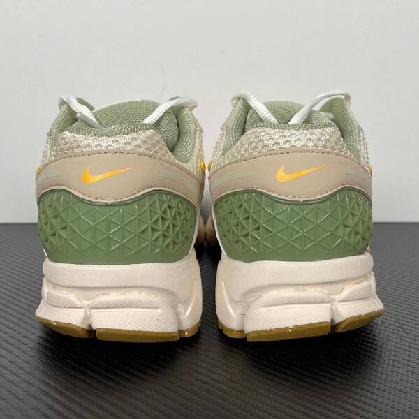Nike Zoom Vomero 5 FQ6868-181 Sail/Light Orewood Brown/Olive/Yellow/Gum running