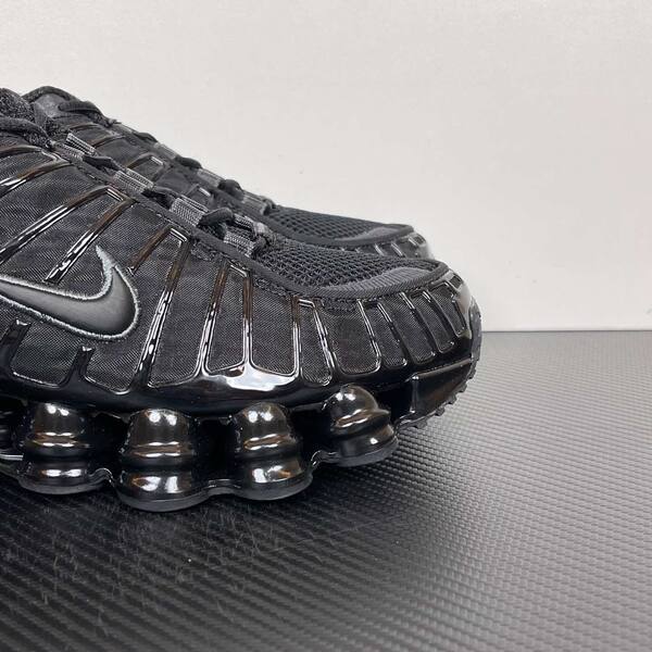 Nike Shox TL Black/Metallic Silver running