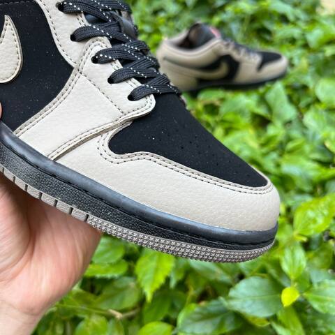 Jordan Air Jordan 1 Low SE IB7109 005 Black Olive Grey Light Wild Mango US 7 UK 6 BR 38 EUR 40 25 Cm Sneaker - Unisex (BS-87238)
