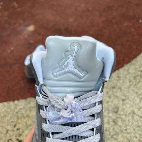 Jordan Air Jordan 5 Retro DD0587-002 Wolf Grey White Clear EU 42 Basketball Shoe - Men's (BS-87294)