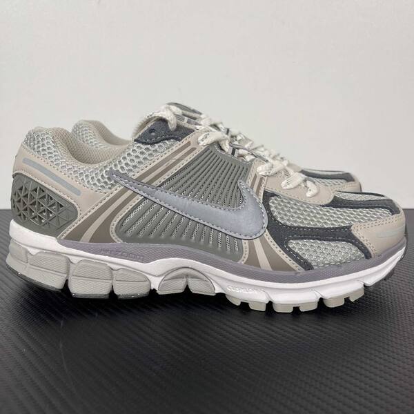 Nike Zoom Vomero 5 silver/grey/black with white and beige accents running