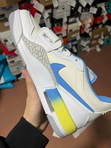 Jordan Air Jordan Legacy 312 Low FJ7223 141 White Blue Yellow EU 44 Sneaker - Men's (BS-87344)