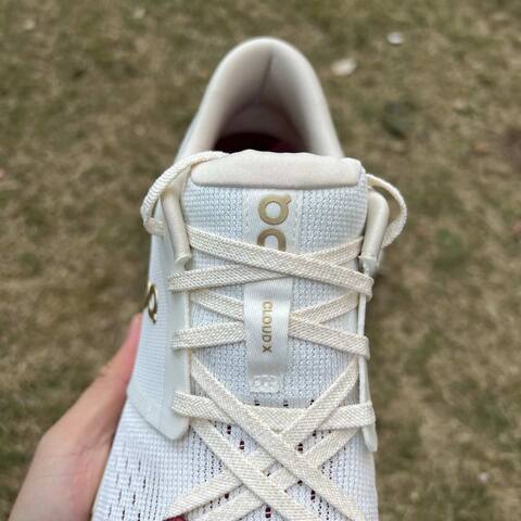 On Cloud X 4 Ivory Cream Burgundy Gold US 8 EU 41 UK 7 5 JP 26 Running Shoe Running Sneakers - Men's (BS-86987)