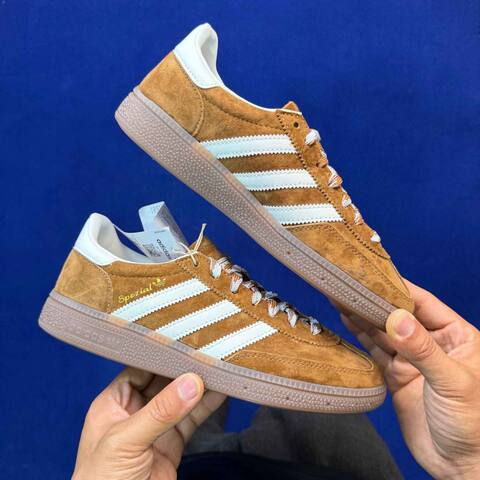 XJ T Adidas HANDBALL SPEZIAL Samba KI5938 Lifestyle (BS-87336)