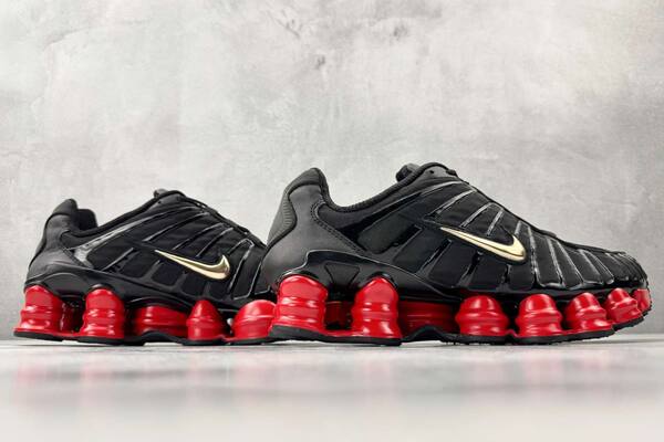 Nike Shox TL Black/Red lifestyle