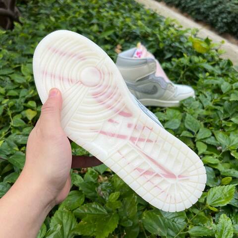 Jordan Air Jordan 1 Retro High OG IH4363 100 Sail University Red Pale Ivory EU 40 Sneaker - Men's (BS-87194)