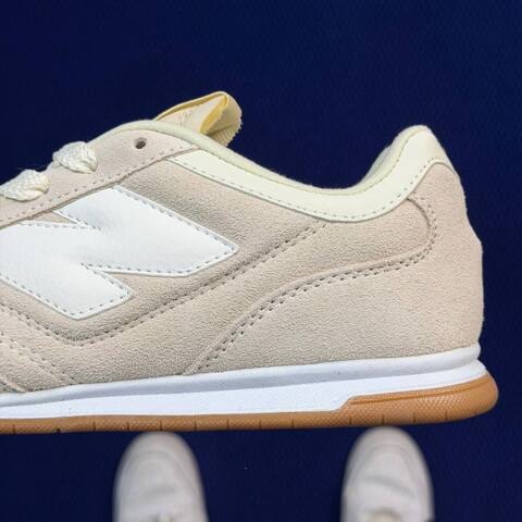 New Balance URC42EA Off White White Gum Brown EU 40 Skate Shoe - Men's (BS-87110)