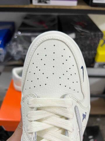 Jordan Air Jordan 1 Low Travis Scott x Doraemon x Louis Vuitton DZ2688-004 Sail Navy Blue White Sneaker (BS-87195)
