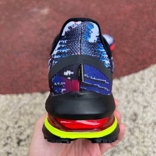 Nike Pegasus Premium SE IM6778-902 Black/Red/White Green EU 41 running