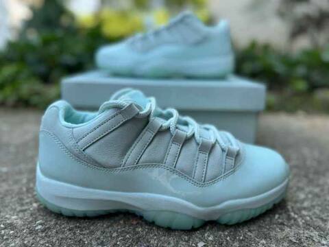 Jordan Air Jordan 11 Low Igloo IW1882-300 Light Mint White Basketball Shoe (BS-87318)